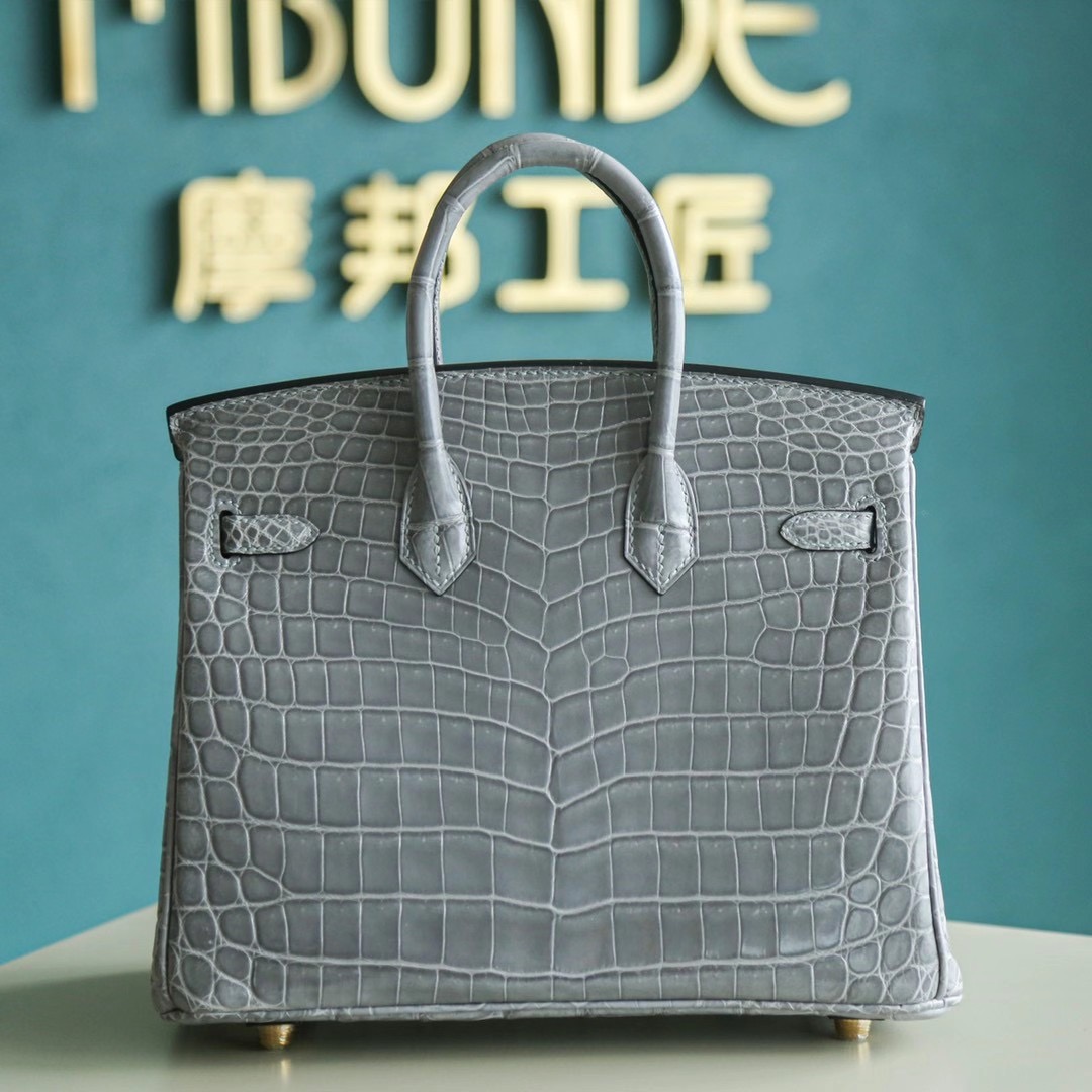 爱马仕官网 Hermes Birkin 25CM 冰川蓝 亮面两点鳄鱼 金扣 爱马仕鳄鱼铂金包