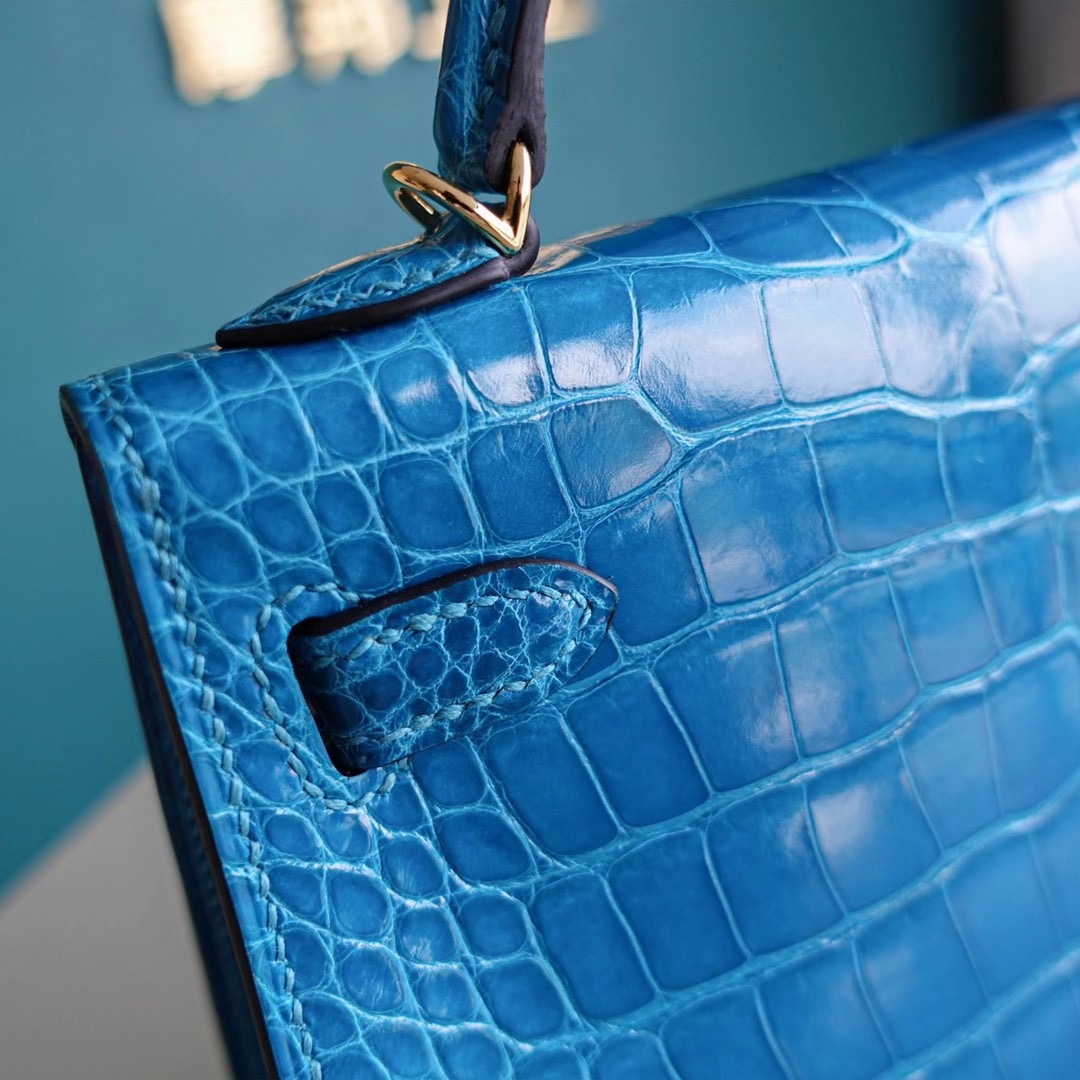 Hermes Mini Kelly 7W 伊兹密尔蓝 亮面美洲鳄鱼 金扣 超神秘的蓝绿混合色