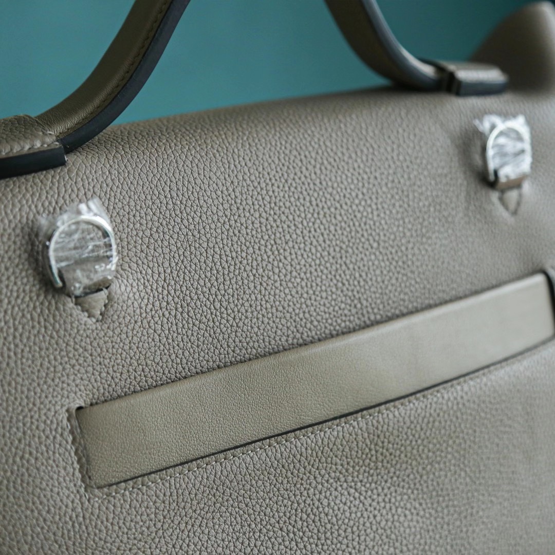 Hermes Kelly 24-24 29CM M8 沥青灰 Togo 拼 Swift 银扣