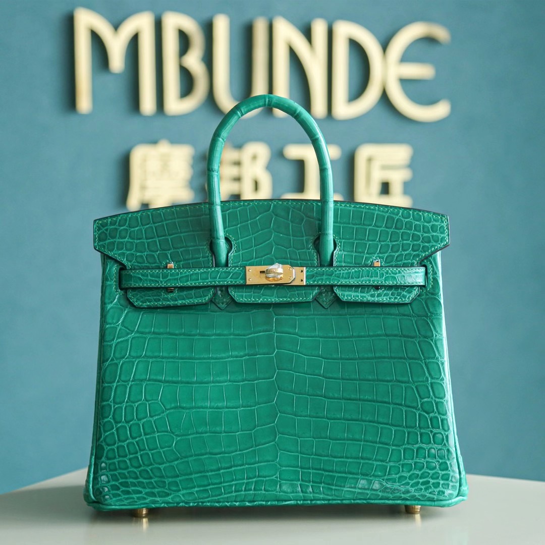 【热门色】爱马仕铂金包 Birkin 25CM 6Q 翡翠绿 金扣 亮面两点鳄鱼