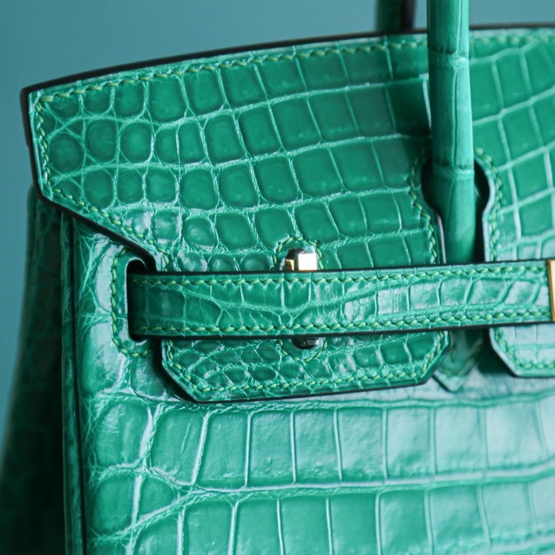 【热门色】爱马仕铂金包 Birkin 25CM 6Q 翡翠绿 金扣 亮面两点鳄鱼