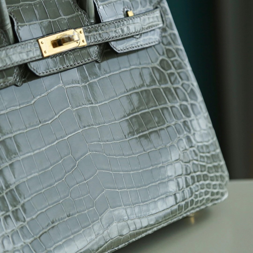 Hermes Birkin 25CM 斑鸠灰 亮面两点鳄鱼 金扣 鳄鱼皮里面的超级人气色
