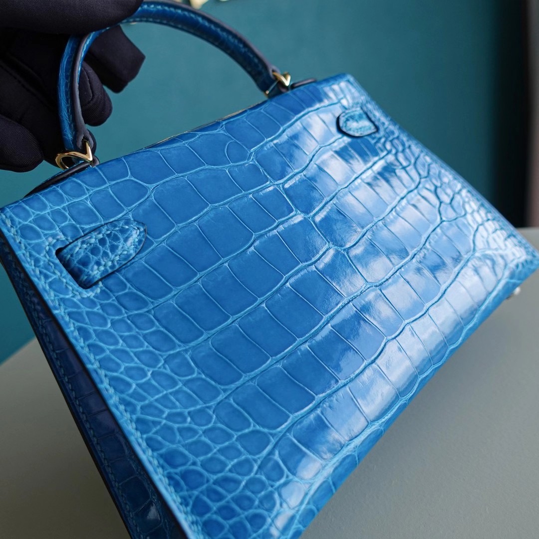 Hermes Mini Kelly 7W 伊兹密尔蓝 亮面美洲鳄鱼 金扣 超神秘的蓝绿混合色