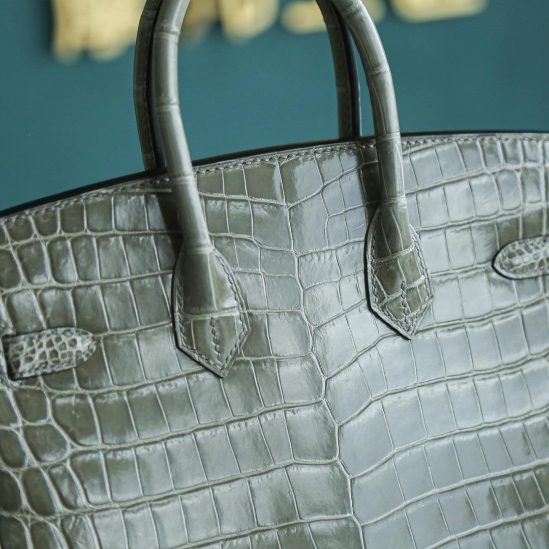 Hermes Birkin 25CM 斑鸠灰 亮面两点鳄鱼 金扣 鳄鱼皮里面的超级人气色