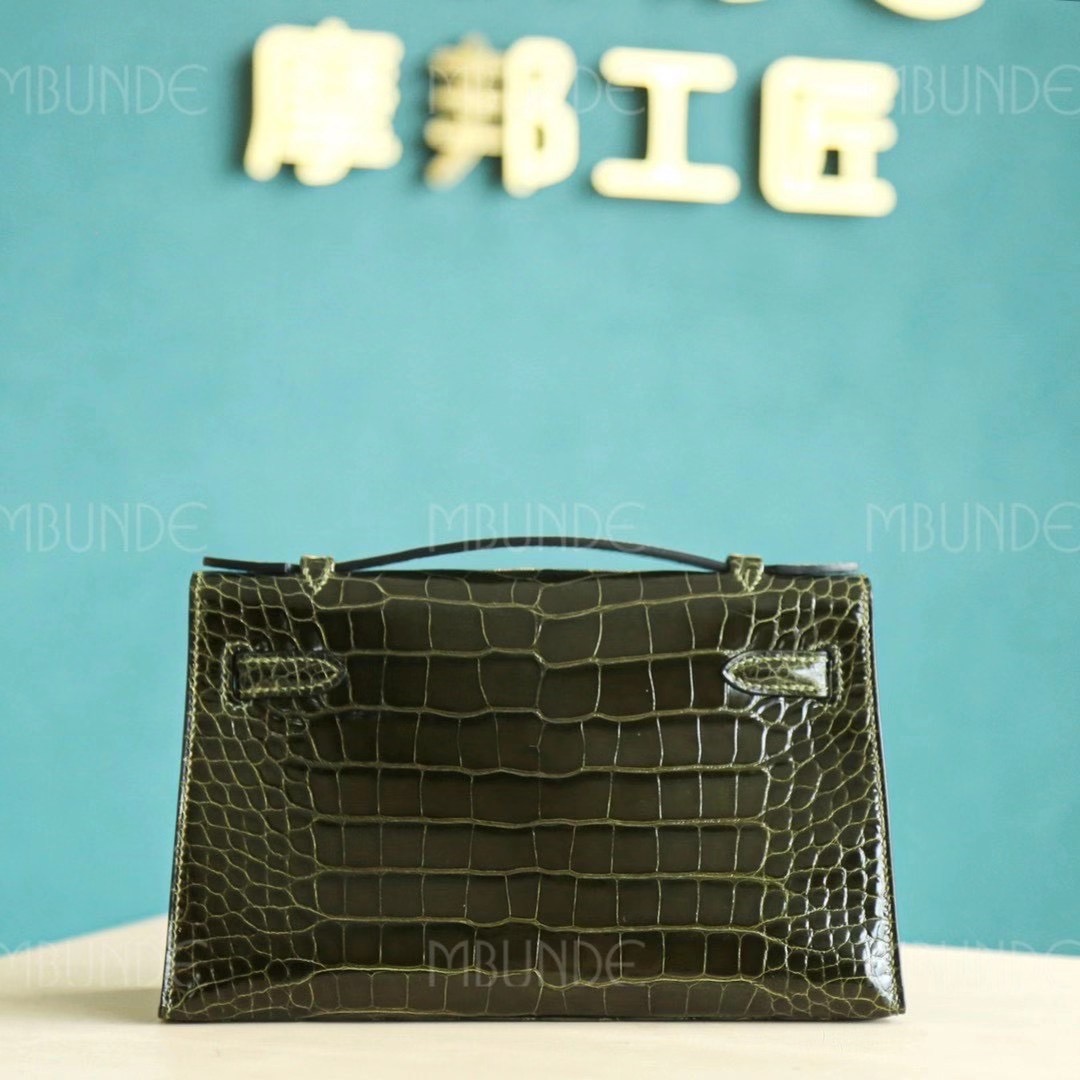 Hermes Kelly Pochette 1代 手拿包  亮面方块鳄鱼 全手工 6H 橄榄绿 银扣