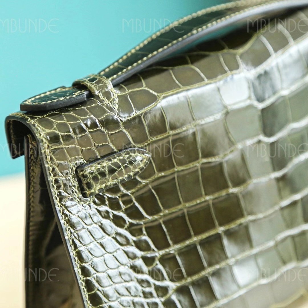 Hermes Kelly Pochette 1代 手拿包  亮面方块鳄鱼 全手工 6H 橄榄绿 银扣