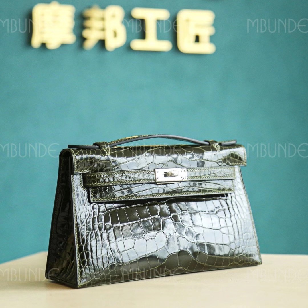 Hermes Kelly Pochette 1代 手拿包  亮面方块鳄鱼 全手工 6H 橄榄绿 银扣
