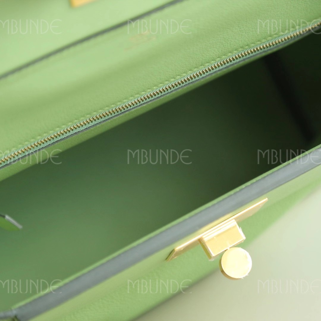 Hermes Kelly 24/24 29cm 牛油果绿 Togo皮 金扣