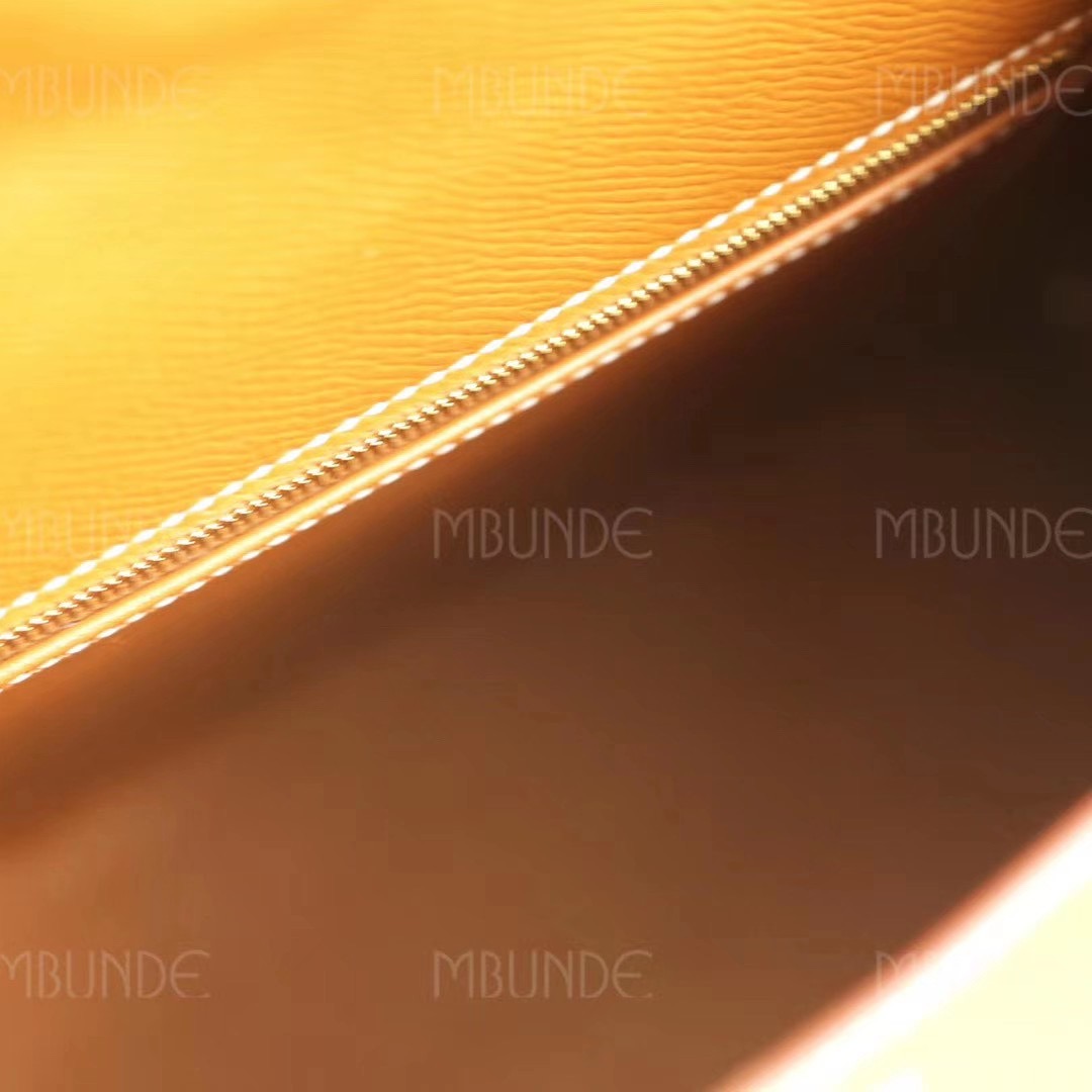 Hermes Kelly 28CM 金棕色 Epsom  拼米白帆布