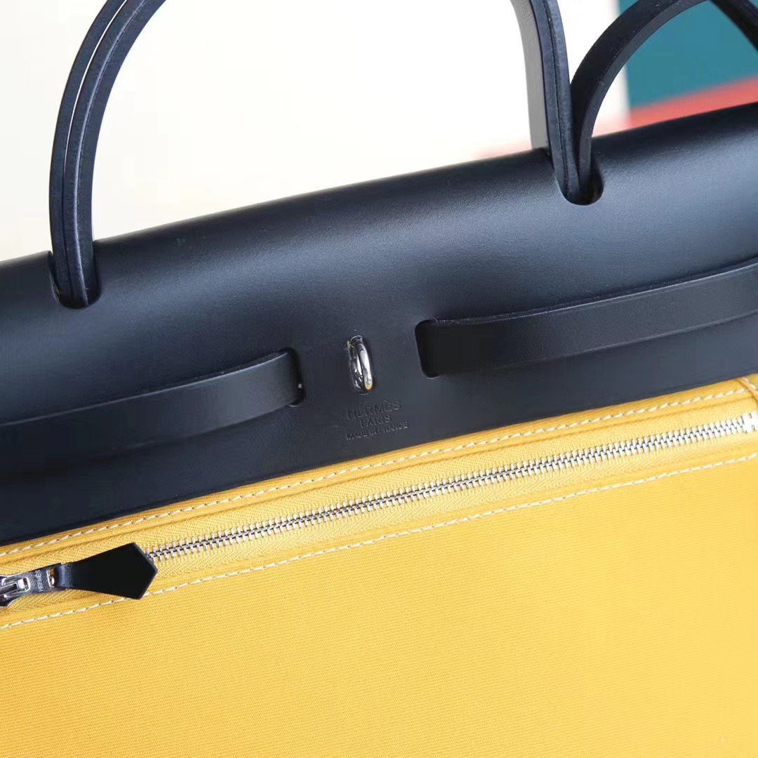 Hermes Herbag 31CM 帆布包 黑色拼琥珀黄