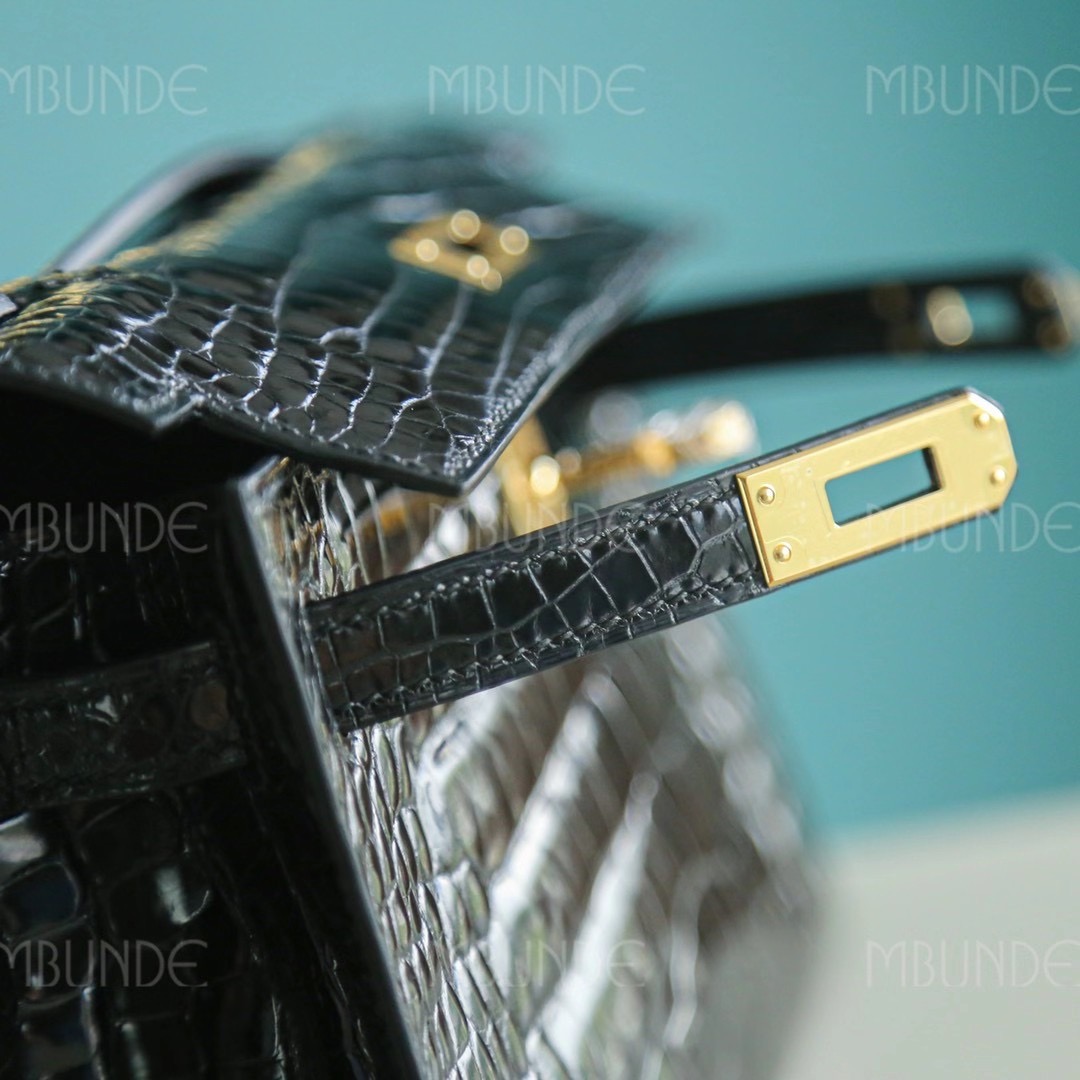 Hermes Kelly  Pochette 一代 22cm 黑色 金扣 拱珠鳄鱼皮